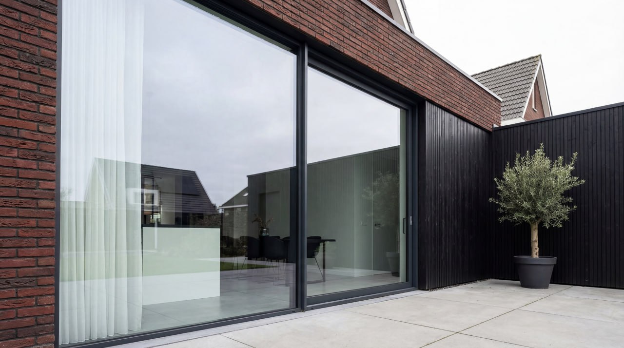 Detail aluminium schuifpui profiel